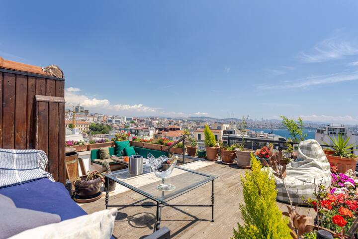 Historic building Kyoto Heritage Penthouse 360view gallery image 2