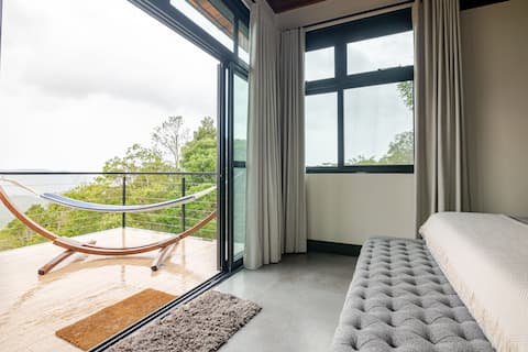 Anúncio popular: SFX lakeside cottage em São José Dos Campos