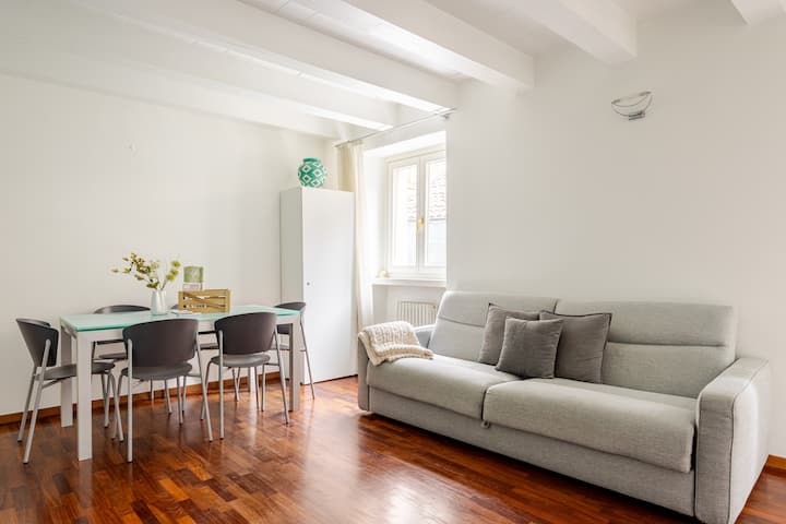 Central Riva Apartment 2 Steps From The Lake - Riva del Garda
