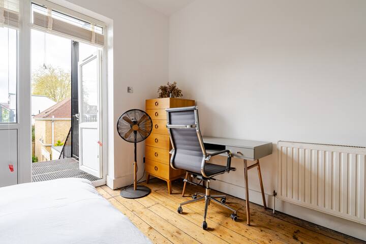 Blue Valley gallery image 4