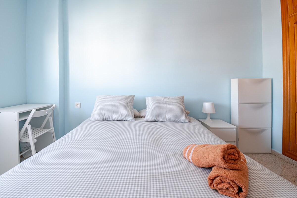 غرفة النوم 2