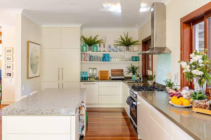 Riverbend Byron Hinterland Retreat gallery image 5