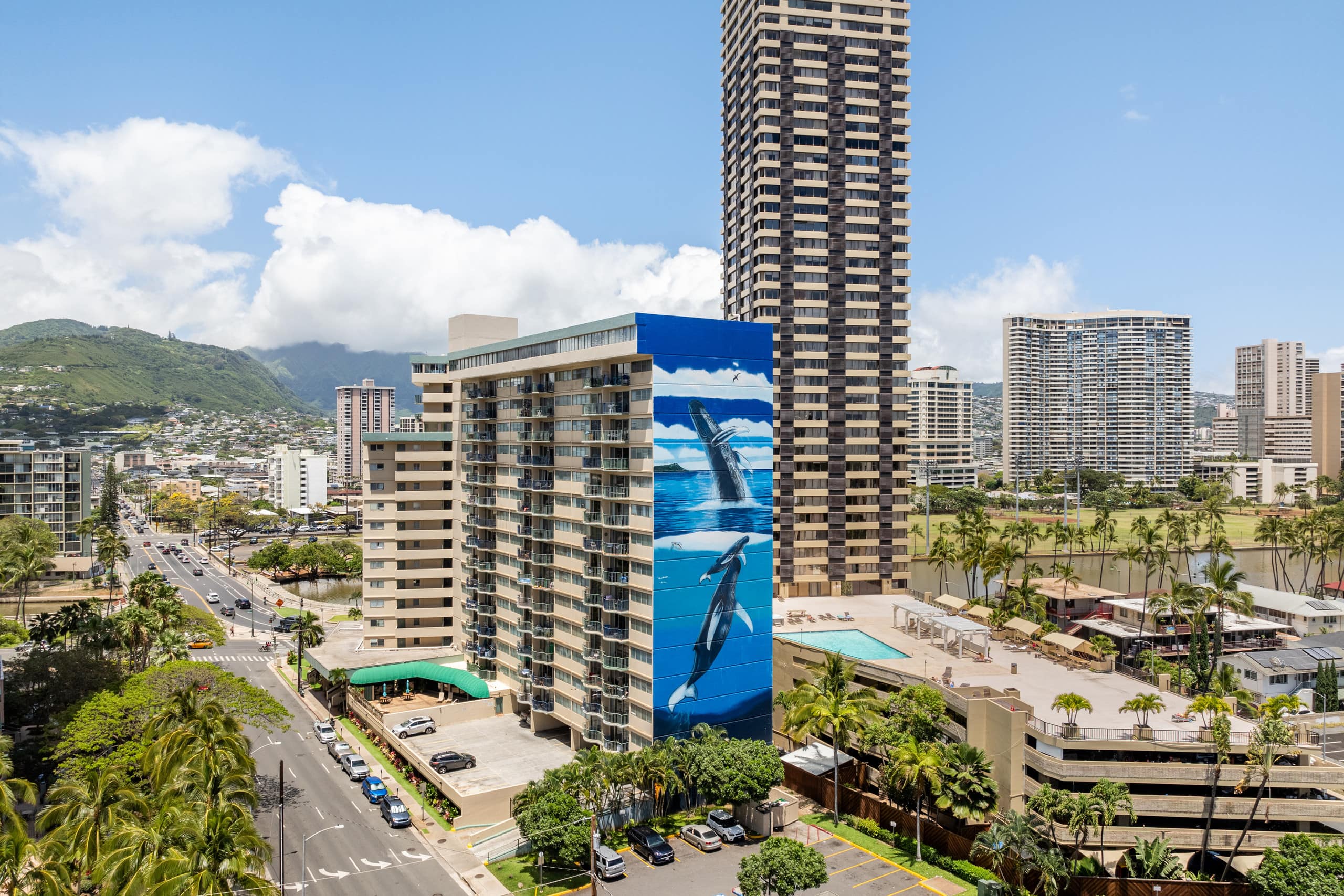 Aloha  Breeze Cozy  2brd Waikiki Parking View - Image 43