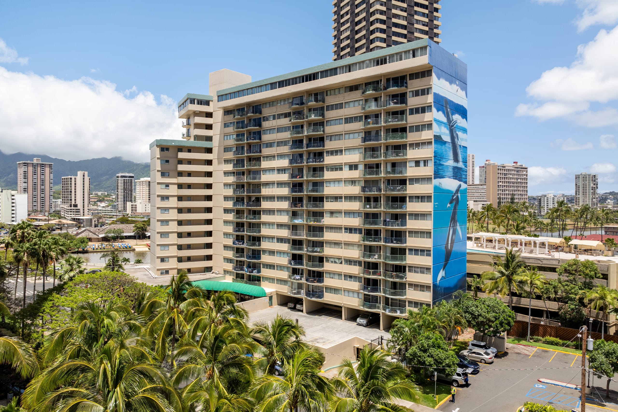 Aloha  Breeze Cozy  2brd Waikiki Parking View - Image 40