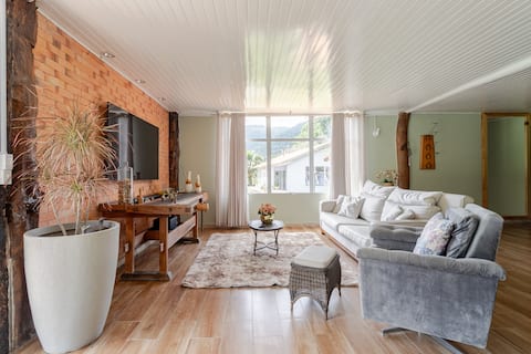 Top Airbnb: Beautiful Barn in the midst of nature em Bom Retiro