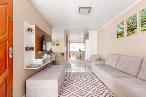 Entire House Exclusive Space Central Location