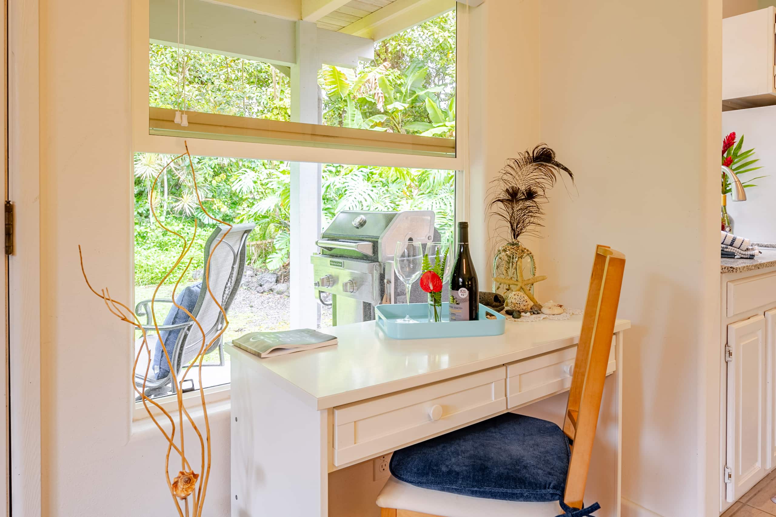Guesthouse in Kailua-Kona · ★4.89 · 1 bedroom · 1 bed · 1 shared bath - Image 14