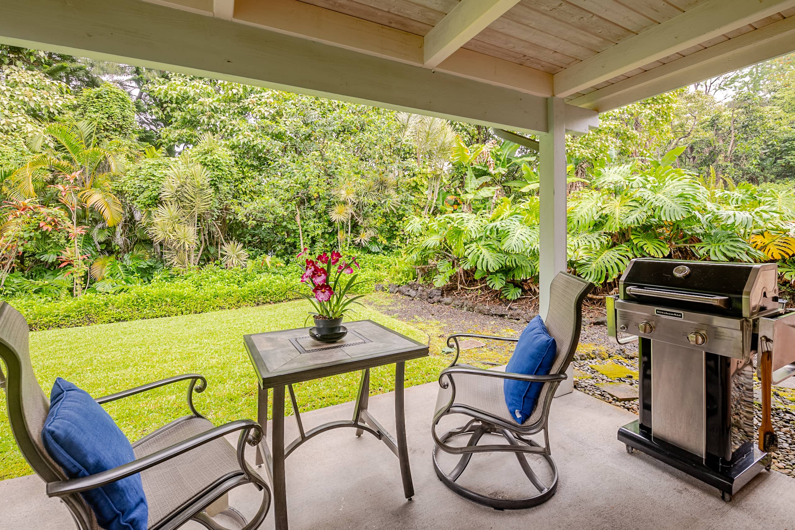Guesthouse in Kailua-Kona · ★4.89 · 1 bedroom · 1 bed · 1 shared bath - Image 17