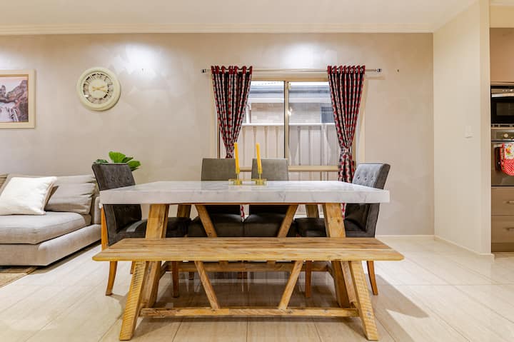 Morden Elegant House (4 Bedroom and parkings.)
