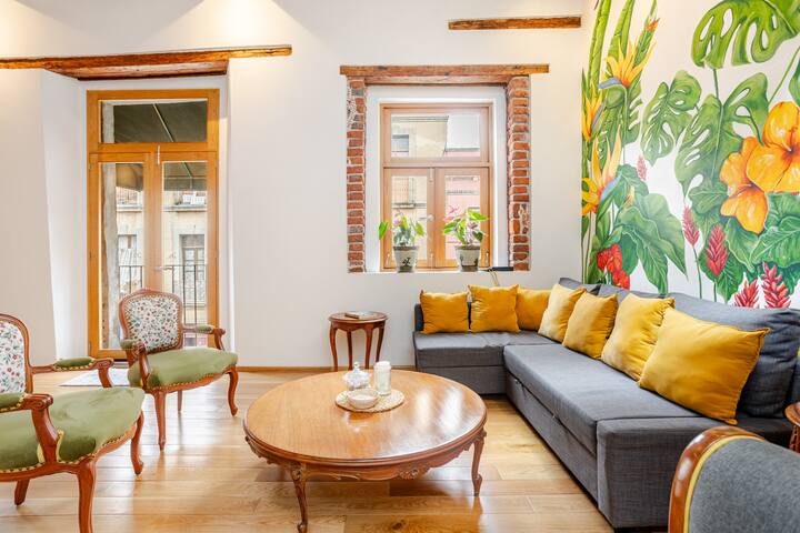 Enorme e histórico duplex céntrico gallery image 2