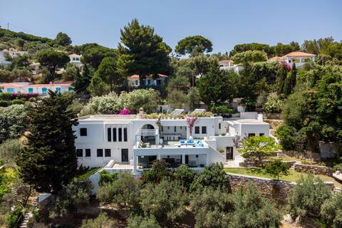 Private Beautiful Family villa by sandy beach