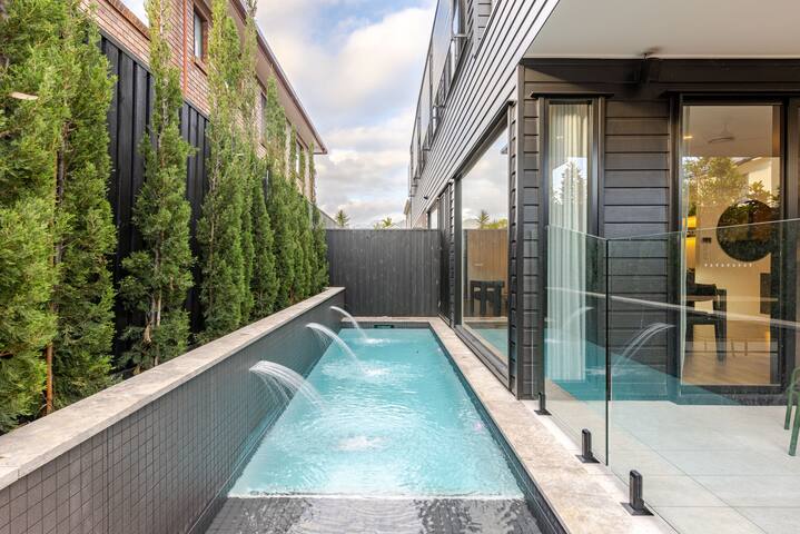 Very Private Luxury House on James Street gallery image 4