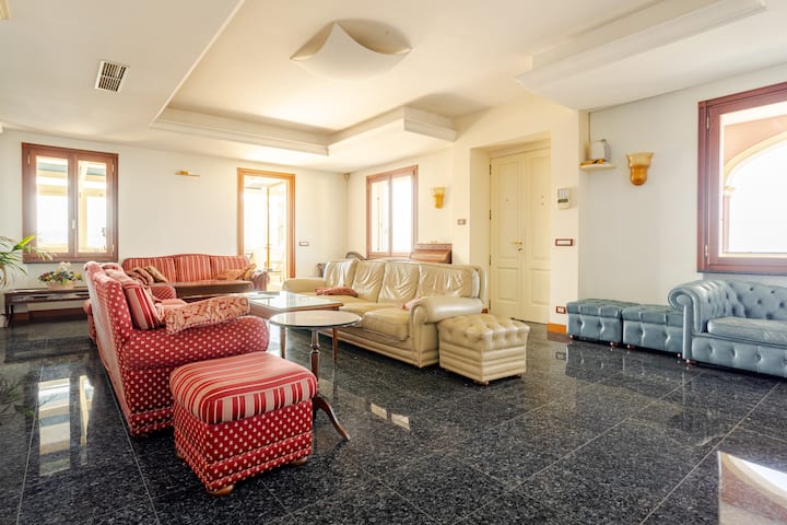 Villa Miramare : Piscine Et Vue Sur La Mer - Ventimiglia