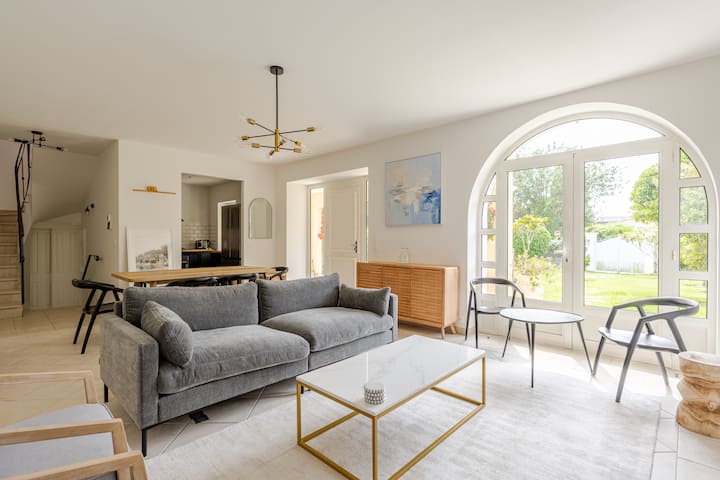 Renovated Villa St Jean Village Centre - Sea Views - Saint-Jean-Cap-Ferrat