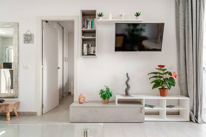 Exclusive Ocean Front Apartment - Playa de las Américas
