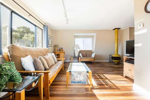 Top performing Airbnb: Quiet Coastal-Valley Ranch Home in Arroyo Grande