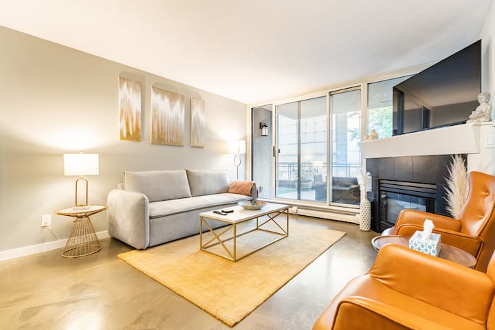 LuxuryRetreat Den LargePatio MountainView Licenced