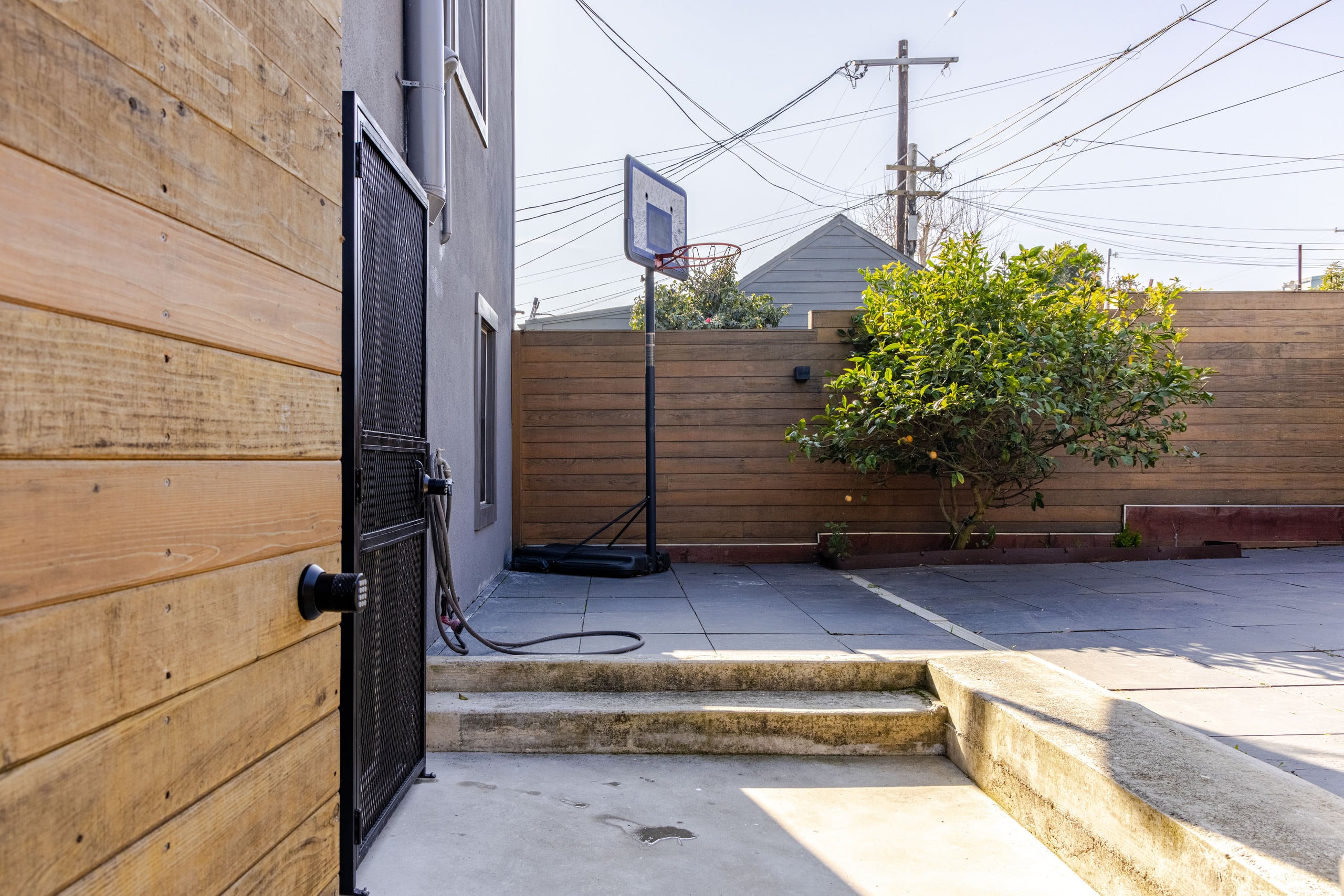 Guesthouse in San Francisco · ★4.97 · 2 bedrooms · 2 beds · 1 bath - Image 40