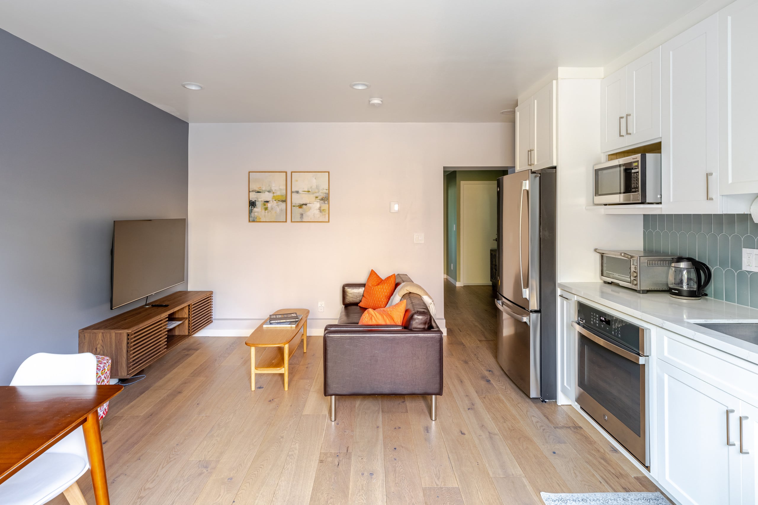 Guesthouse in San Francisco · ★4.97 · 2 bedrooms · 2 beds · 1 bath - Image 4