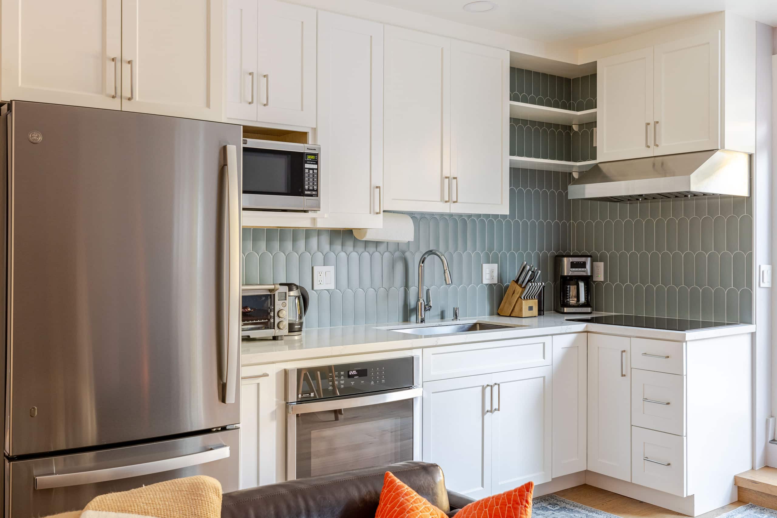 Guesthouse in San Francisco · ★4.97 · 2 bedrooms · 2 beds · 1 bath - Image 13