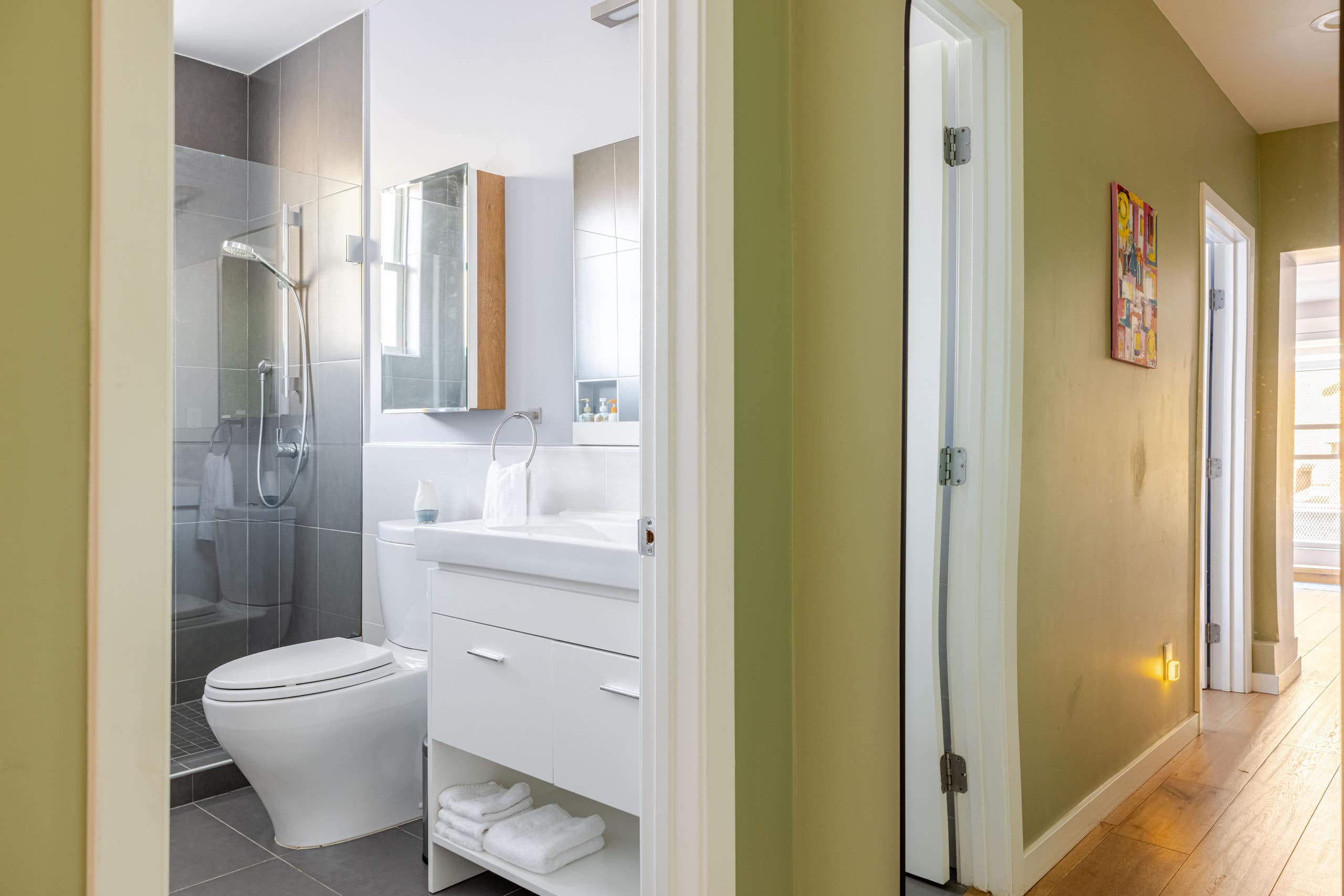 Guesthouse in San Francisco · ★4.97 · 2 bedrooms · 2 beds · 1 bath - Image 30