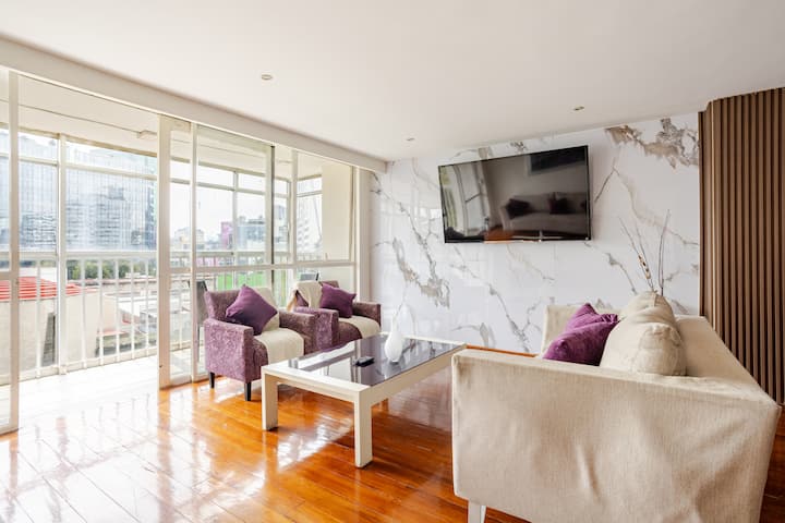Spacious 4br Apt Polanco | Balcony | Antara Mall - Mexico-Stad