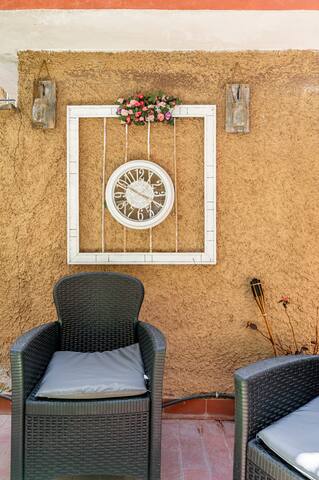 GIALEL GUESTHOUSE & APARTMENTS managed Airbnb listing 1