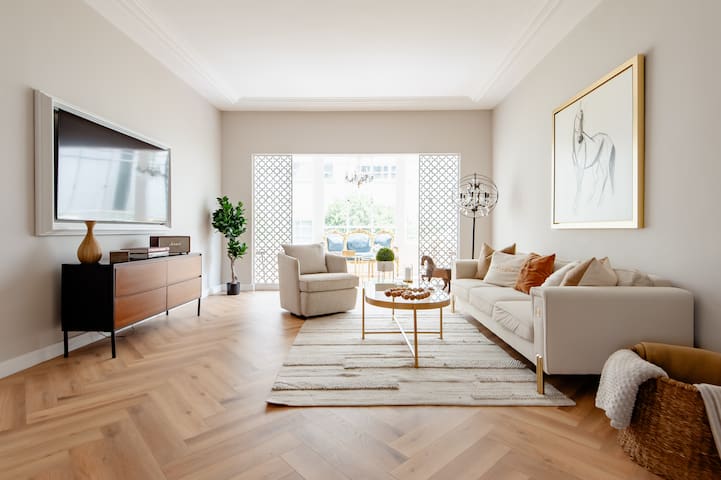 LUX Home in Polanco | Walk to Culture