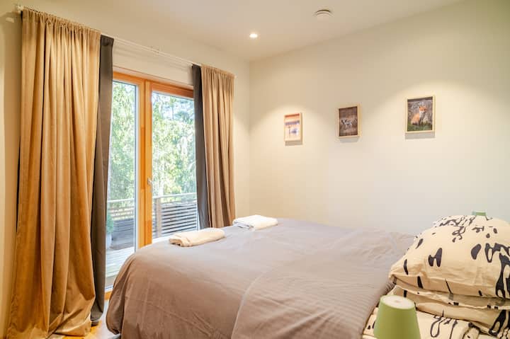 Кревет со двојна големина