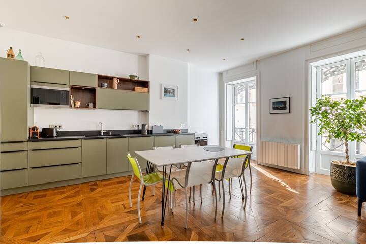 Appartement de caractère au cœur de Lyon gallery image 3