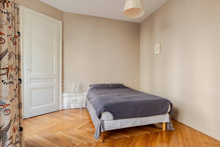 Appartement de caractère au cœur de Lyon gallery image 4