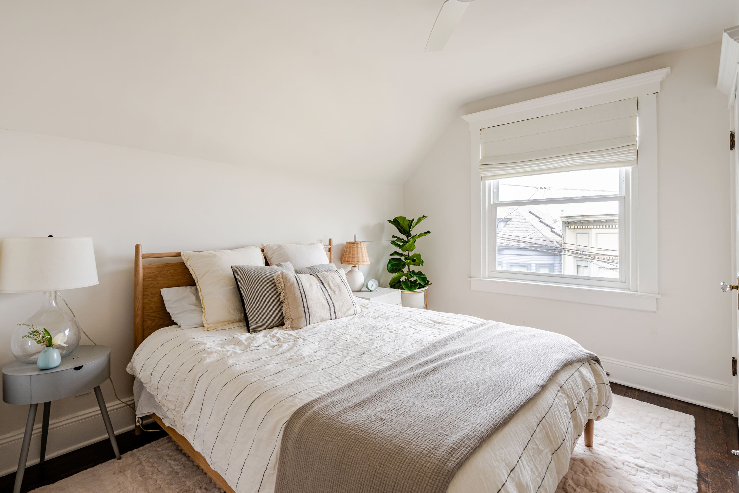 Home in San Francisco · ★5.0 · 3 bedrooms · 4 beds · 2 baths - Image 14