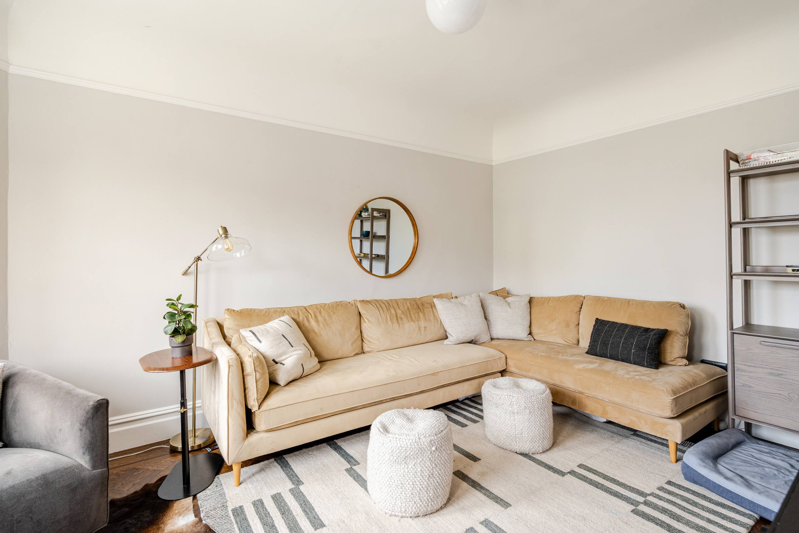 Home in San Francisco · ★5.0 · 3 bedrooms · 4 beds · 2 baths - Image 2