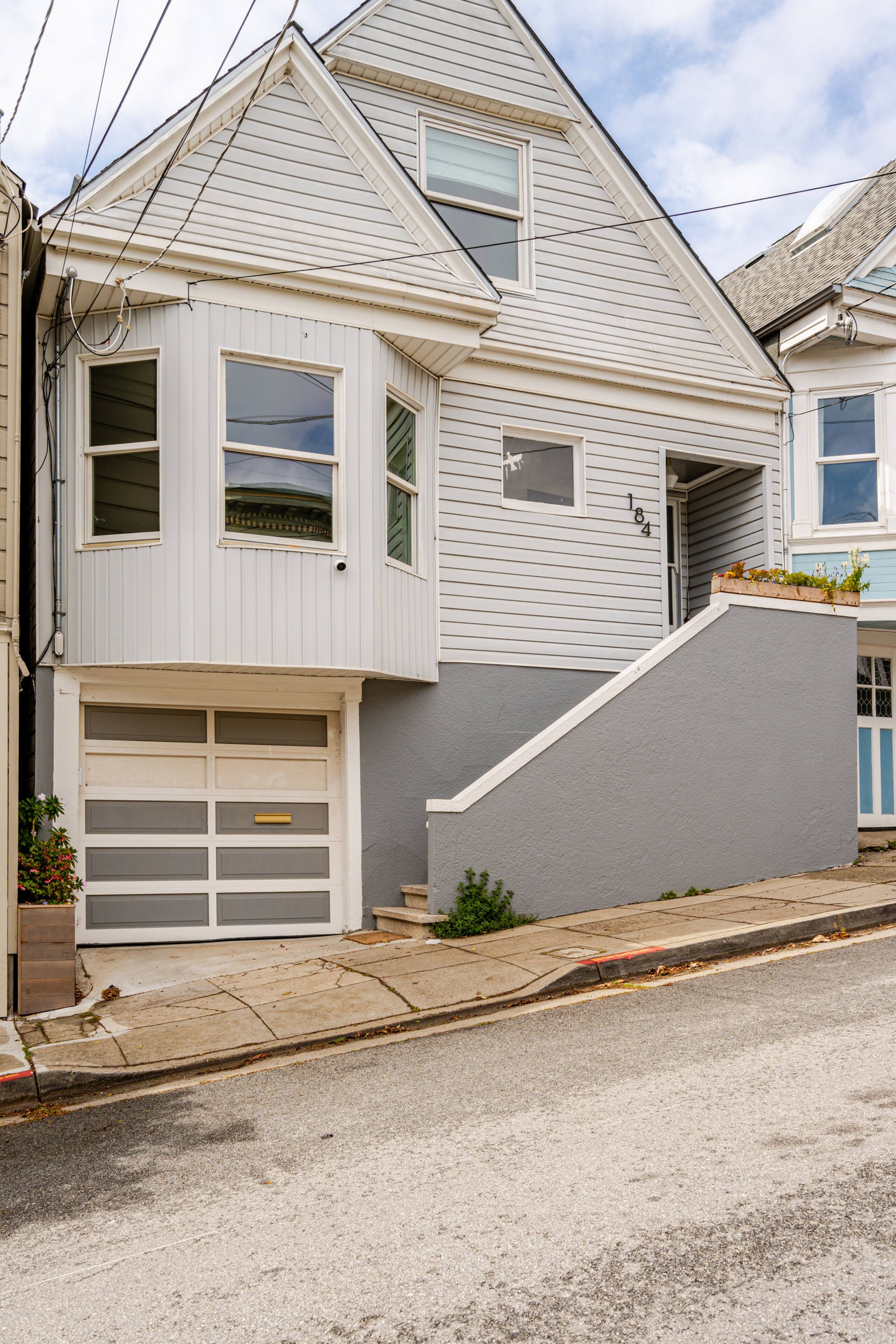 Home in San Francisco · ★5.0 · 3 bedrooms · 4 beds · 2 baths - Image 30