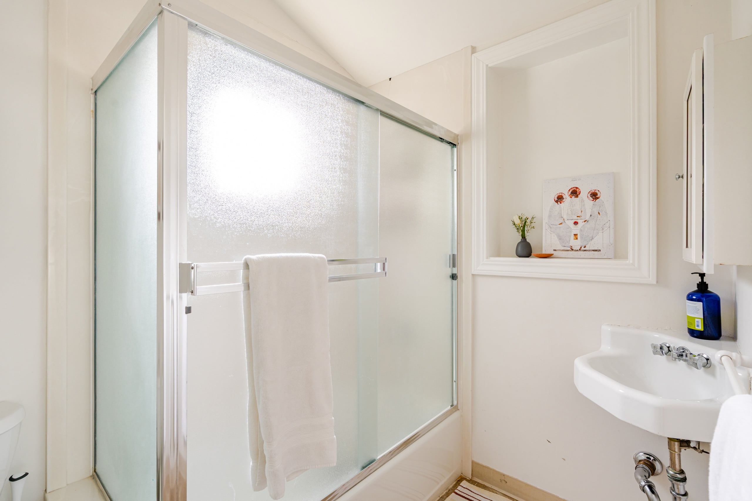 Home in San Francisco · ★5.0 · 3 bedrooms · 4 beds · 2 baths - Image 24