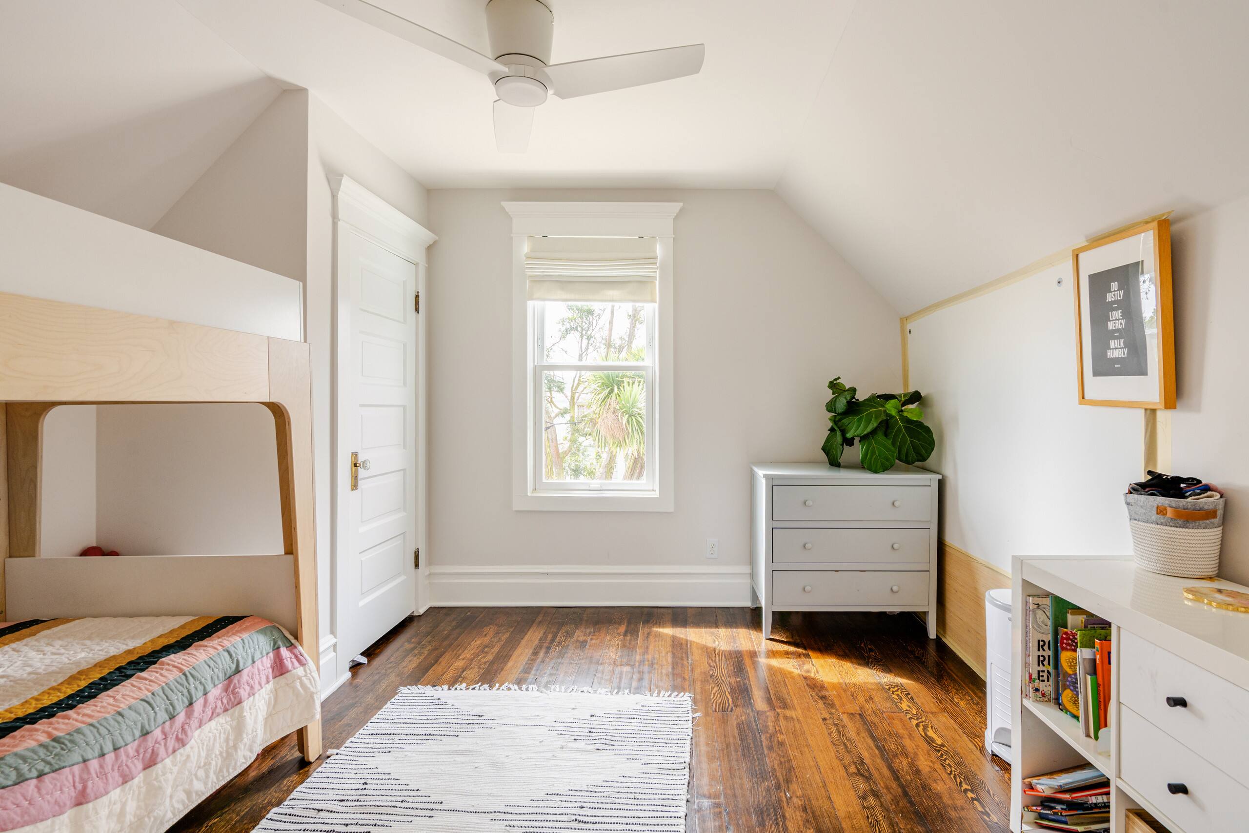 Home in San Francisco · ★5.0 · 3 bedrooms · 4 beds · 2 baths - Image 18