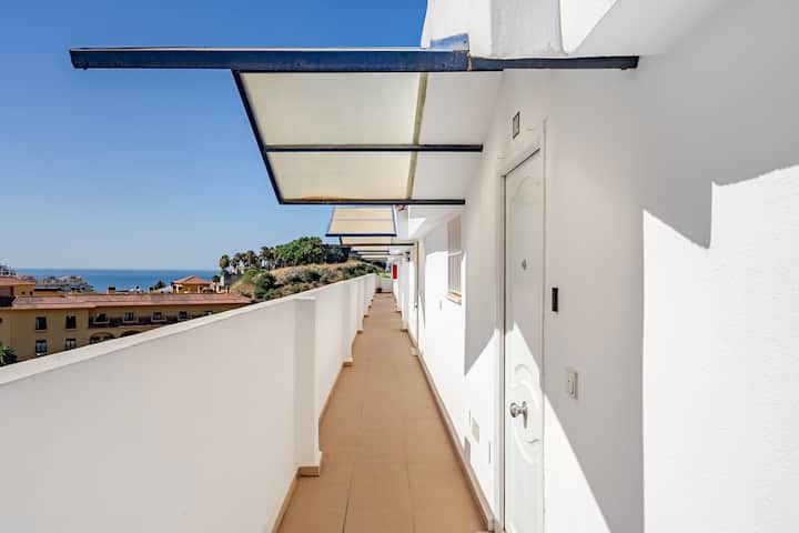 Benalhome - ¡Tu Hogar Con Terraza Privada! - Benalmádena