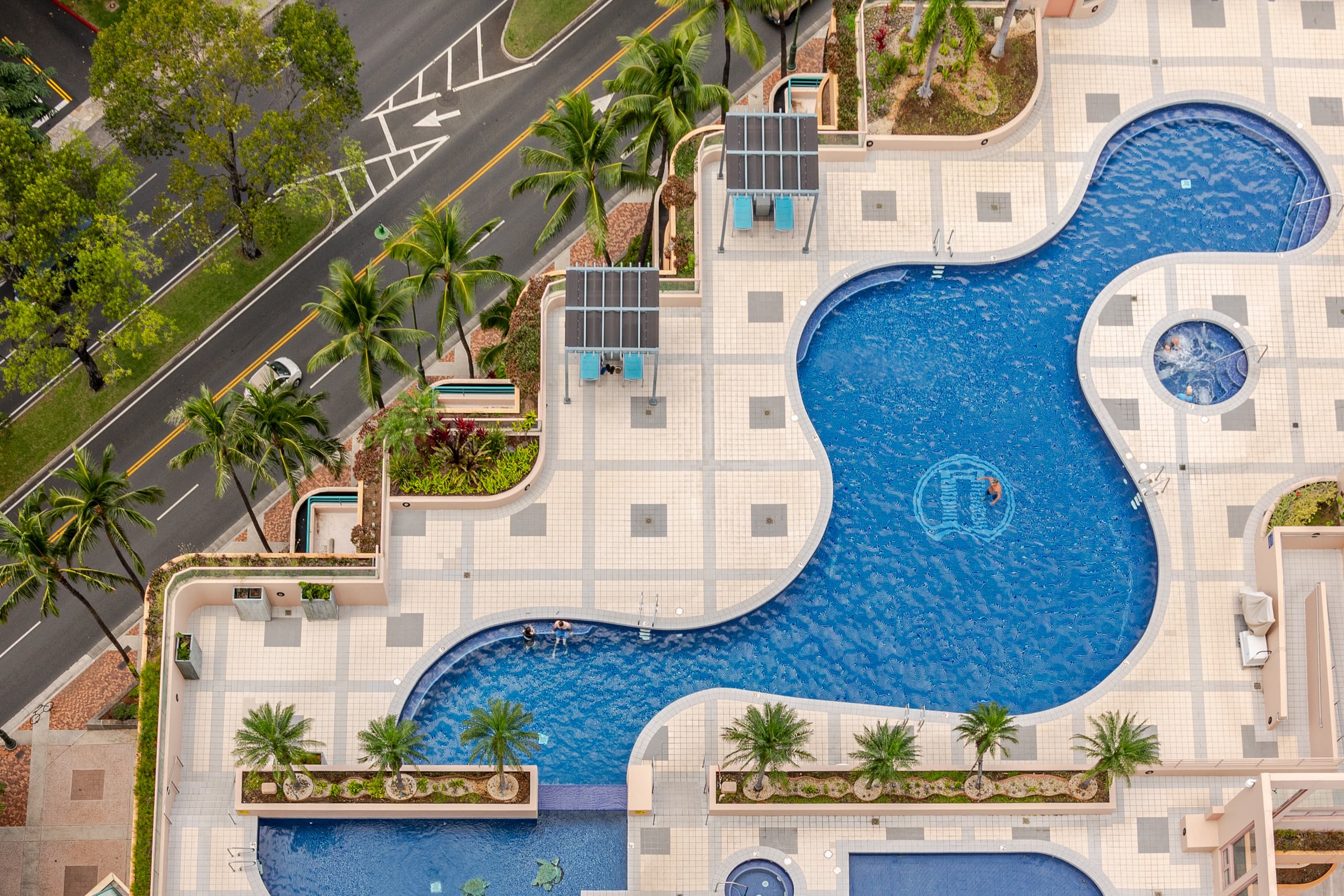 Condo in Honolulu · ★5.0 · 1 bedroom · 3 beds · 2 private baths - Image 51