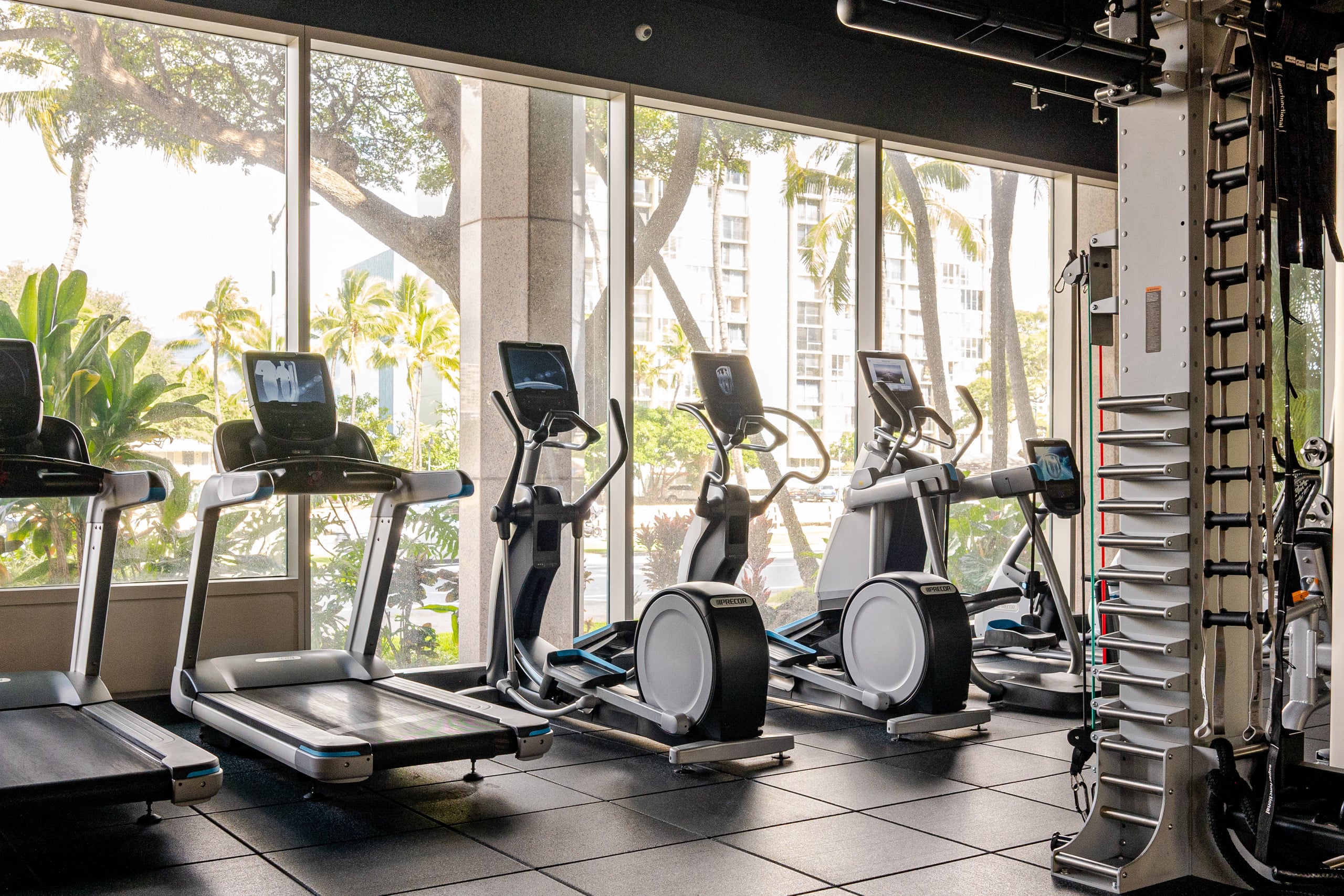 Condo in Honolulu · ★5.0 · 1 bedroom · 3 beds · 2 private baths - Image 52