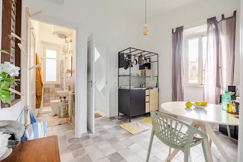 Annuncio Airbnb popolare: Tiny Home- Panoramic Terrace near Villa D'Este a Tivoli