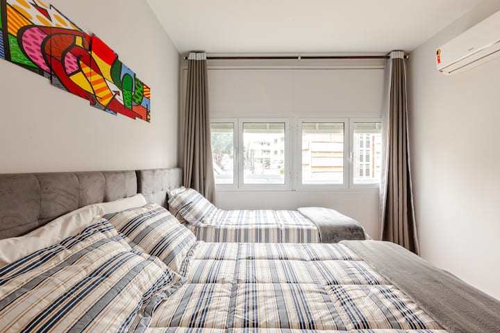 מיטה זוגית ומיטת יחיד 