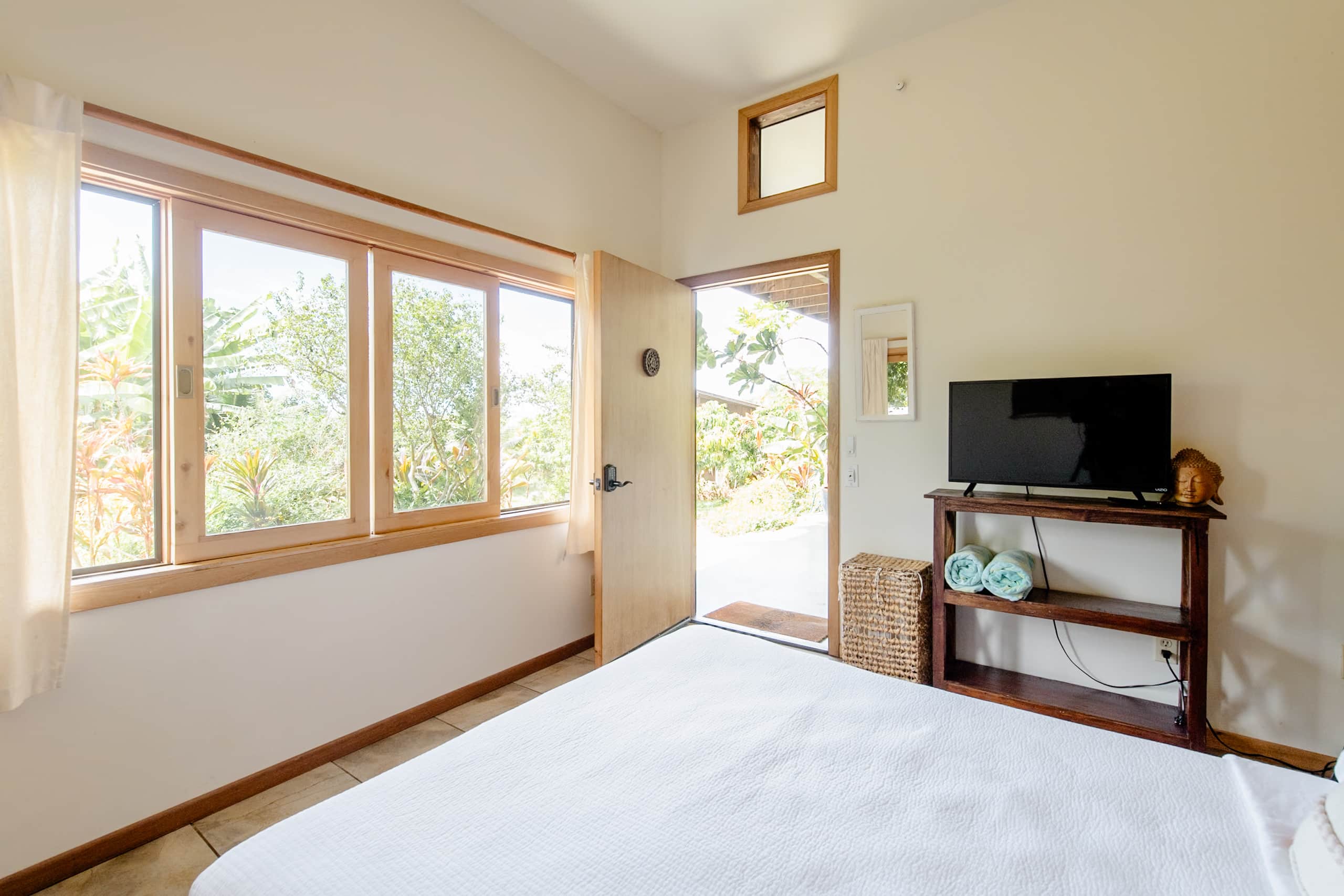 Organic Mango Oasis: Gardenview by Kealakekua Bay - Image 17