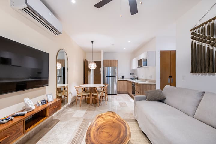 Stunning Ipana Condo Shaded W/beautiful Ceiba Tree - Playa del Carmen