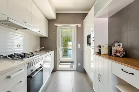Anúncio popular: Caparica Lisbon Beach Flat - 3 Bedrooms, 120m2 em União Das Freguesias De Caparica E Trafaria
