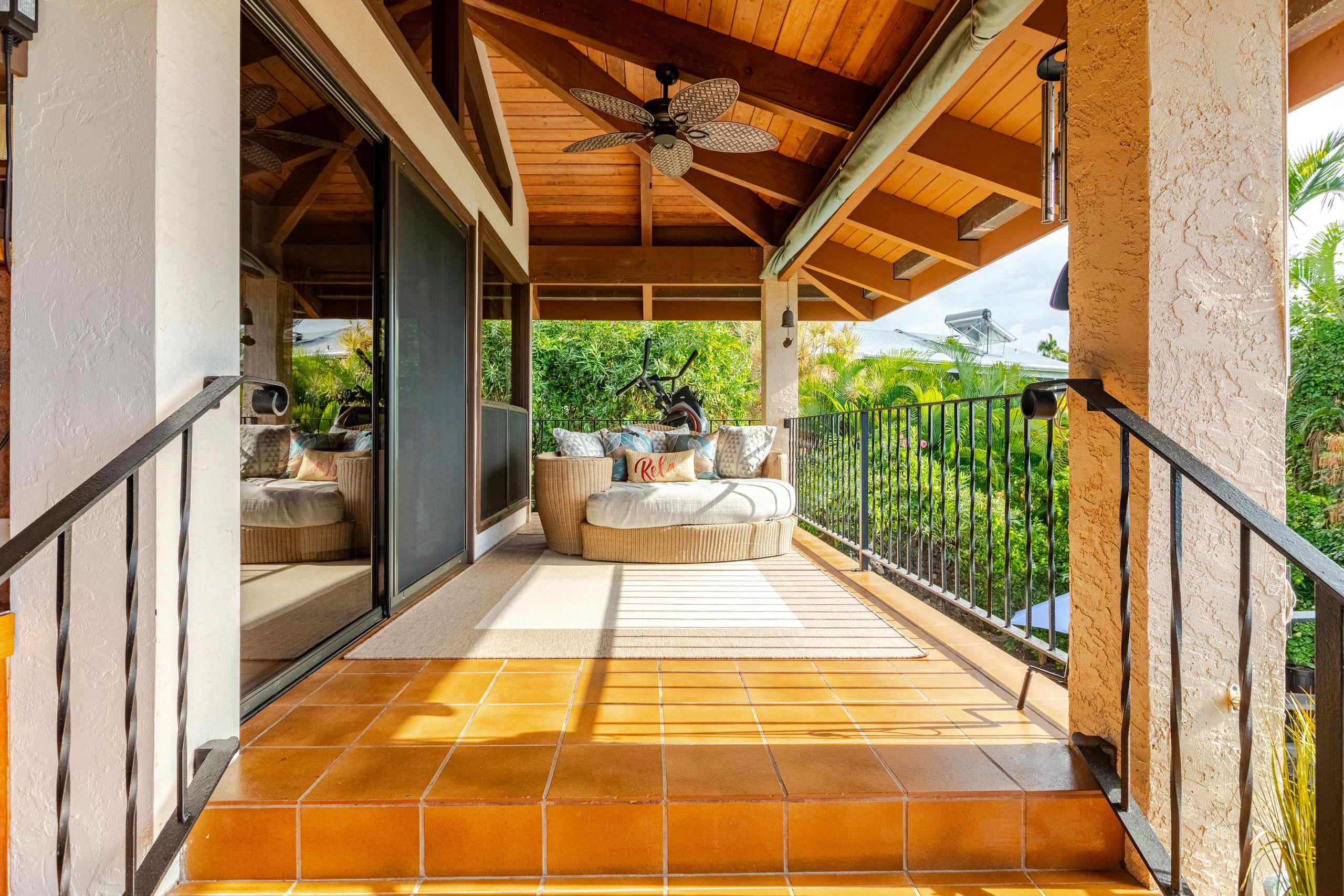 Home in Kailua-Kona · ★5.0 · 3 bedrooms · 4 beds · 2 baths - Image 35