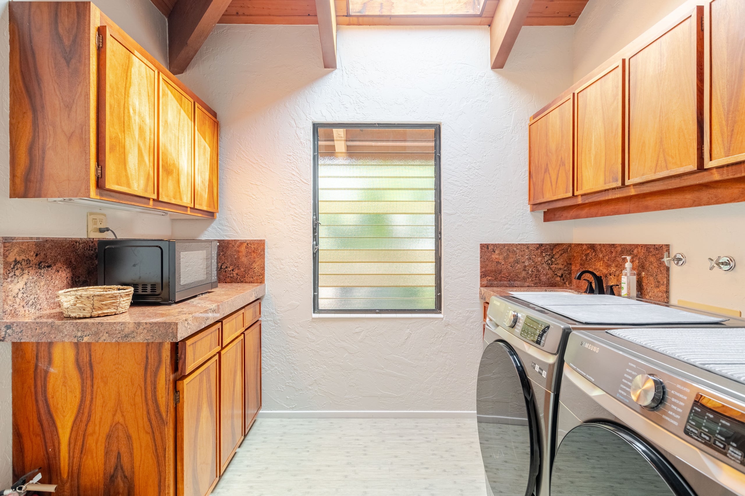 Home in Kailua-Kona · ★5.0 · 3 bedrooms · 4 beds · 2 baths - Image 13