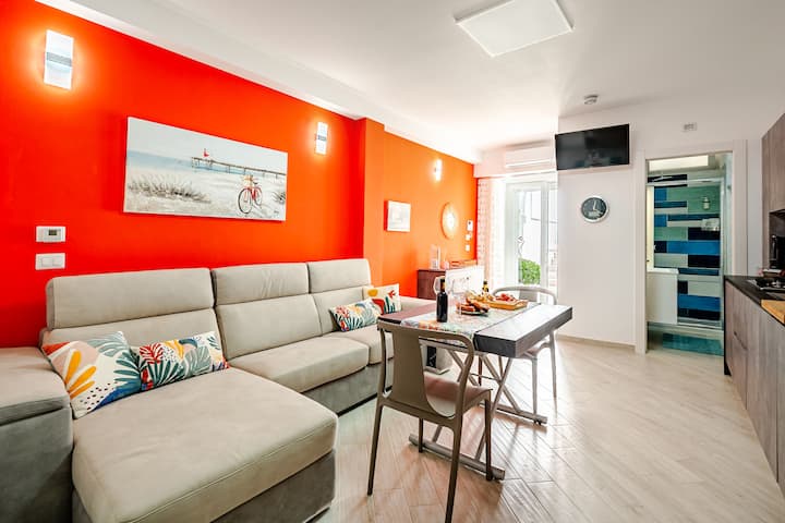 Dolce Vita + Outdoor Patio + Steps From The Sea - Polignano a Mare