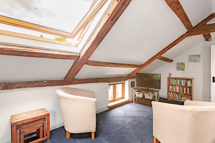 Hayloft At The Stables - Diss