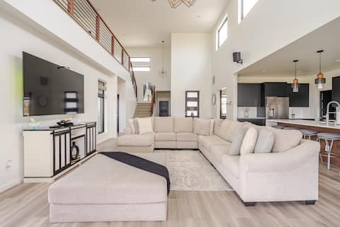 Luxury Villa with a Pool