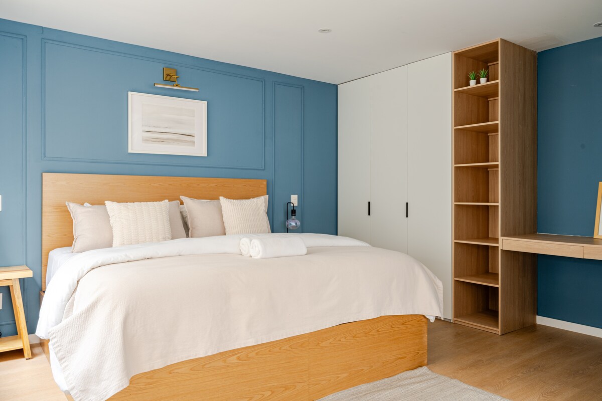 King bedroom